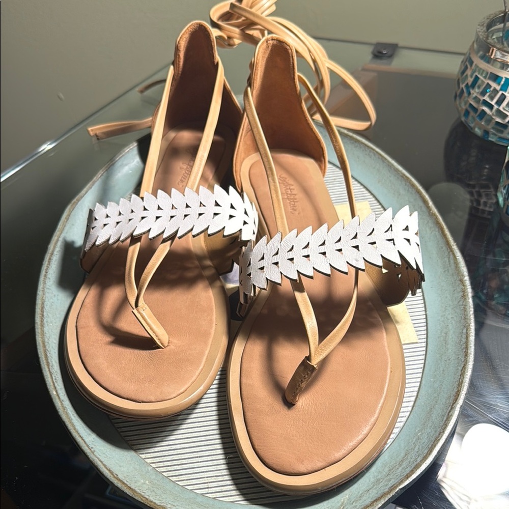Tan and White Sandals with Elegant Design
